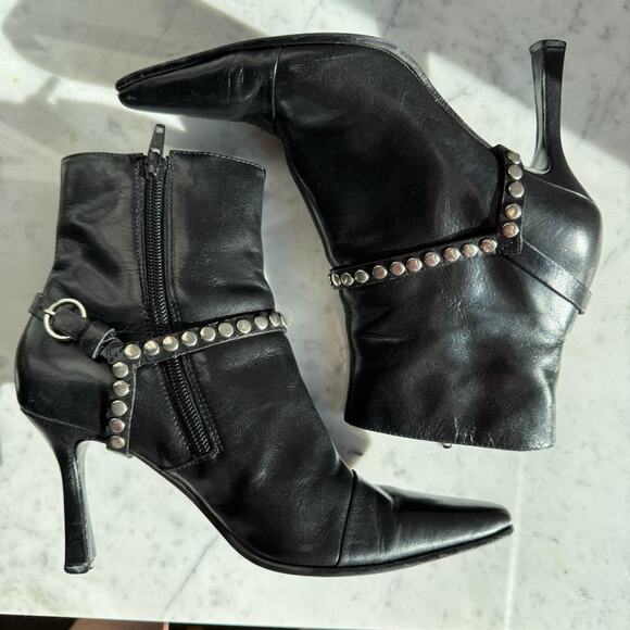 Nine West Black Leather Studded Ankle Booties Size 5.5 - Picture 5 of 7